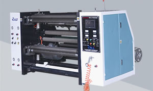 Máquina rebobinadora cortadora longitudinal de película PVC